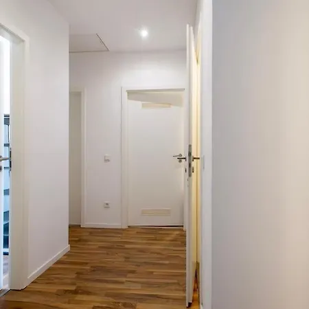 アパート Modern Worker - 3 Bedrooms - 7 Single Beds グローナウ